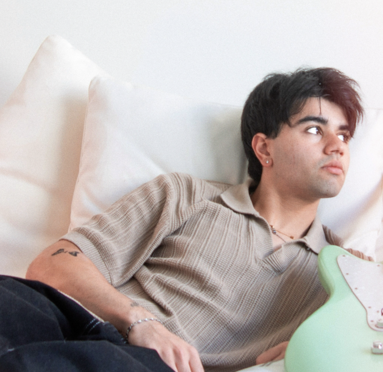 ROHAN shares confessional acceptance of heartbreak on “I Wish I Could Tell You”