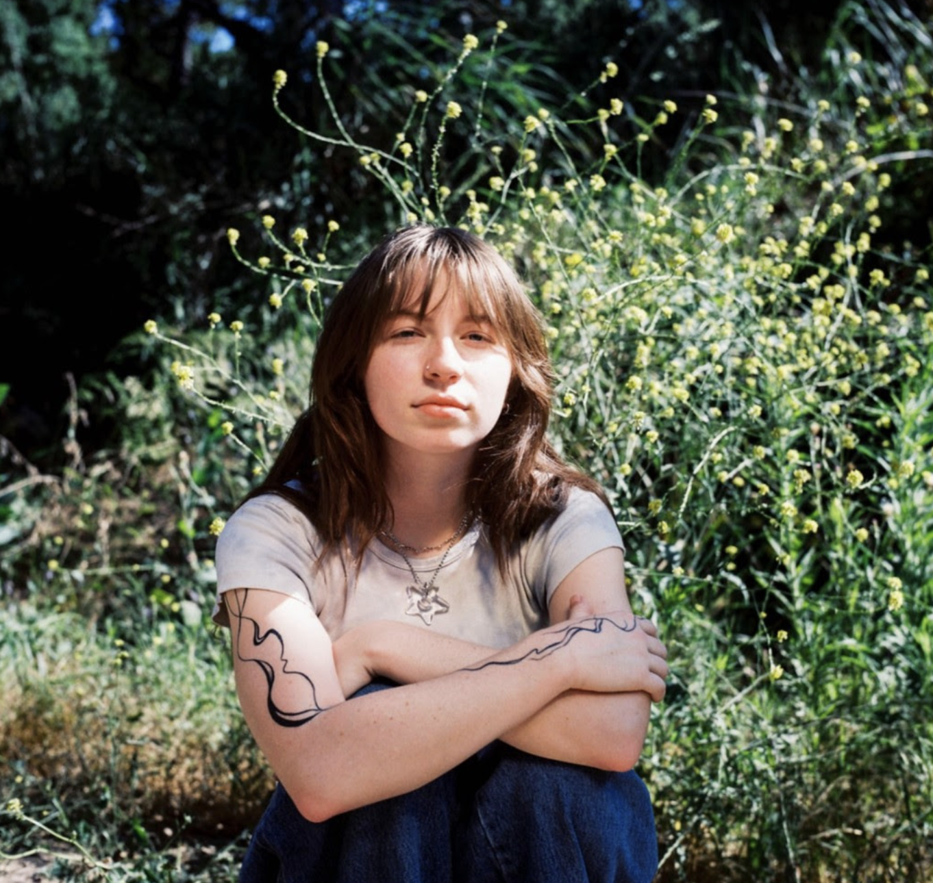 Rising indie-pop singer Nep shares sugary track “All Around Beauty”