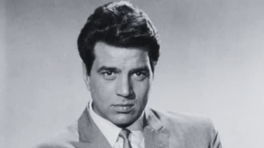 Veteran Bollywood actor Dharmendra passes away aged 89
