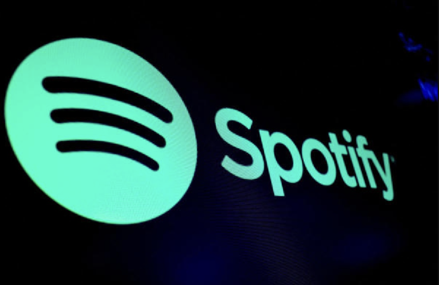 Spotify feature ‘Prompted Playlists’ allows users to generate playlists using AI