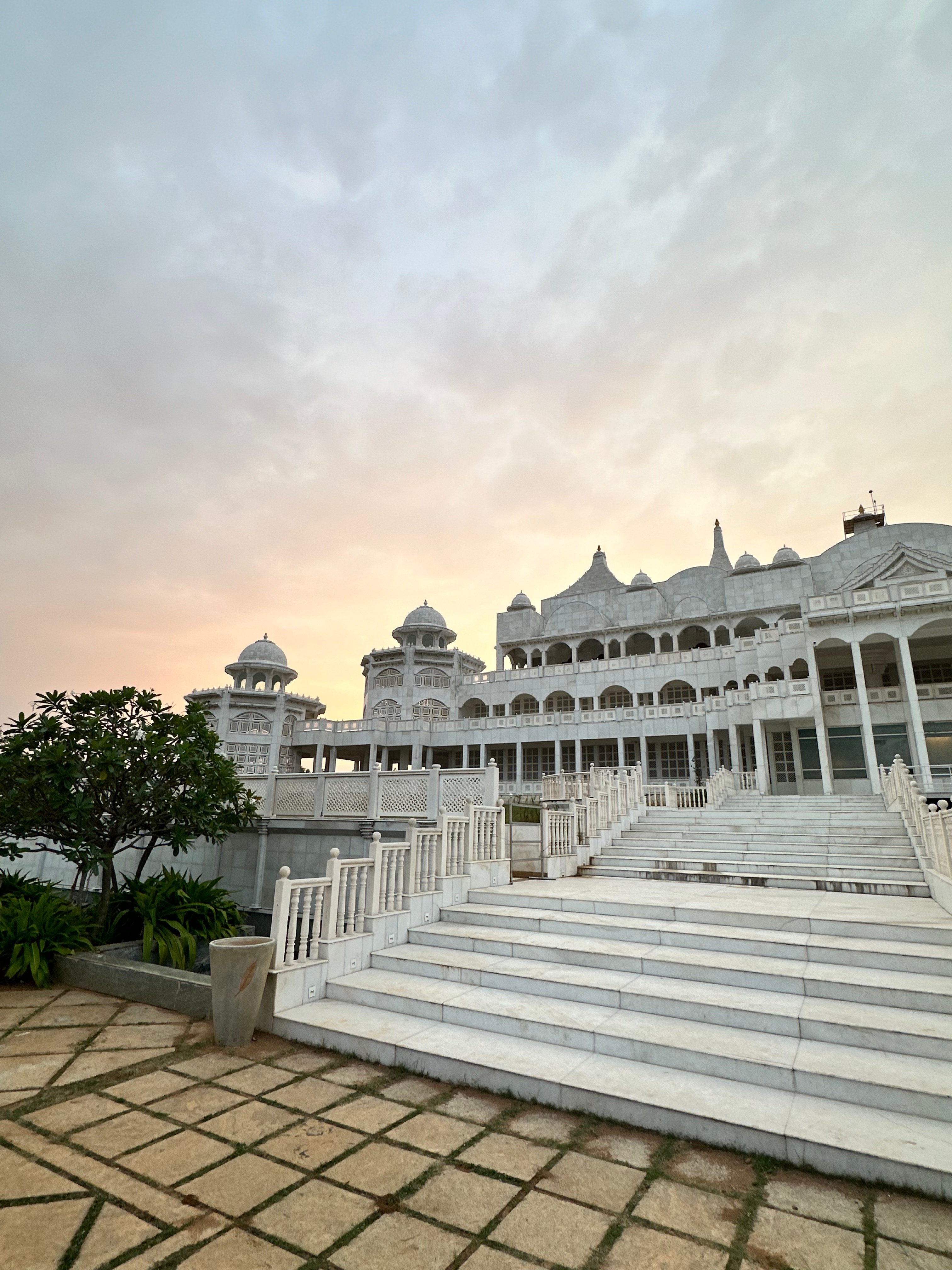 Oneness Global Summit 2026 : Free online wellness event for reset and calm