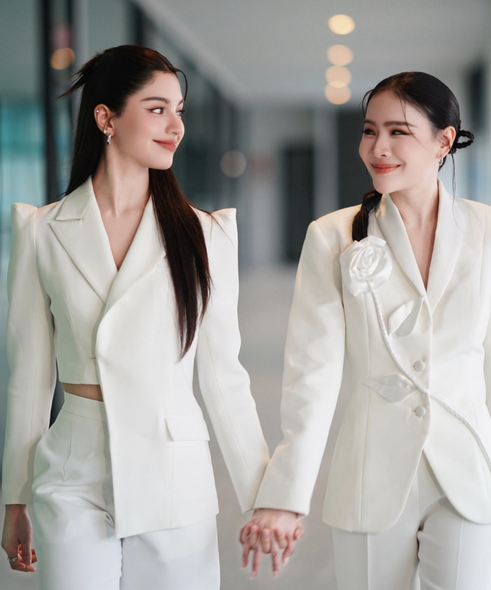 Thai GL pair ShellyPundao shine at Pattaya Pride event