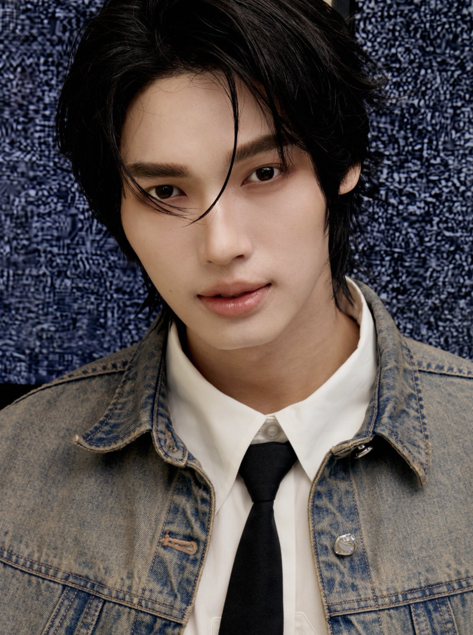 Win Metawin celebrates birthday with fan gathering and charity