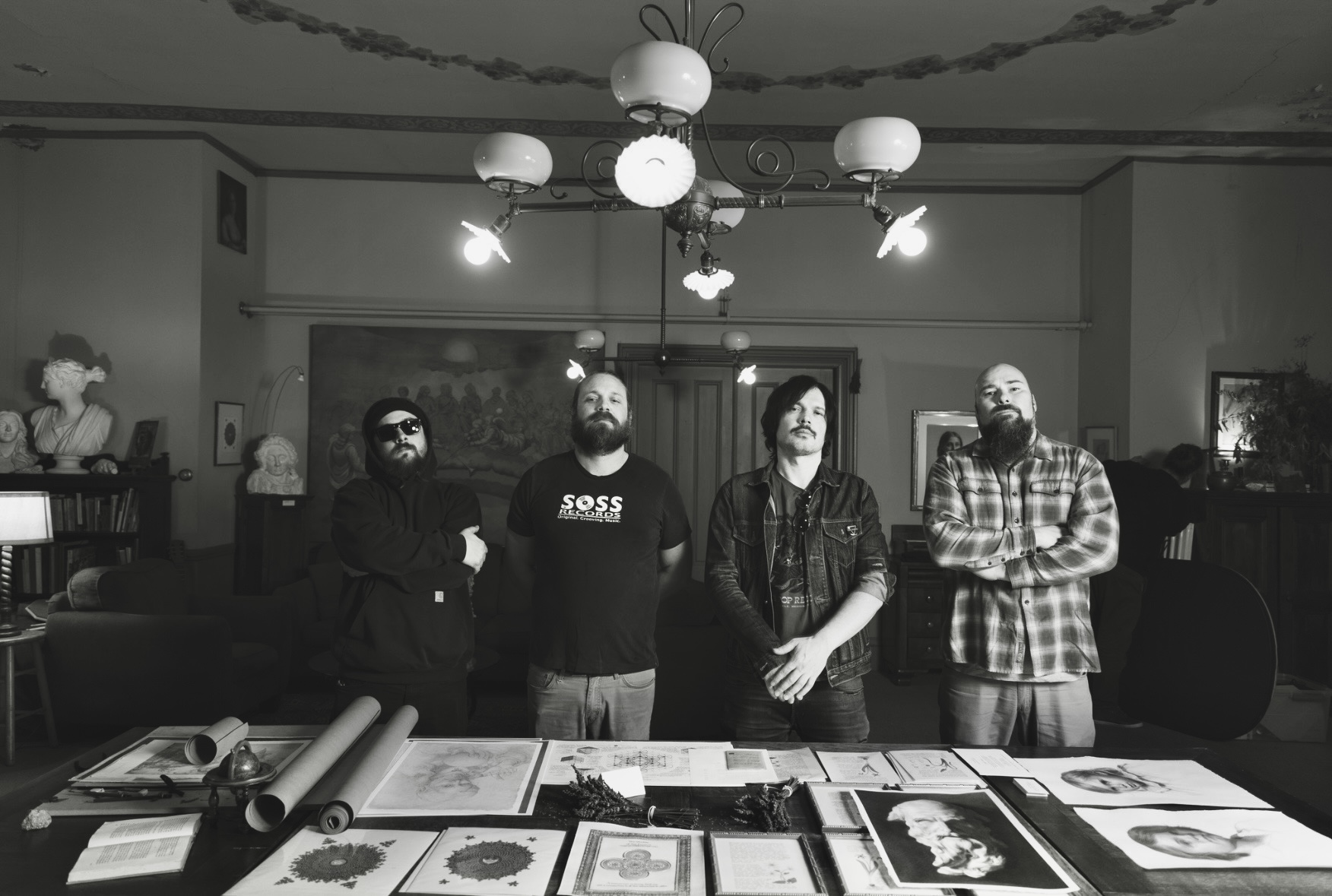 Cold Engines bring hypnotic groove on new single “Nightfall”