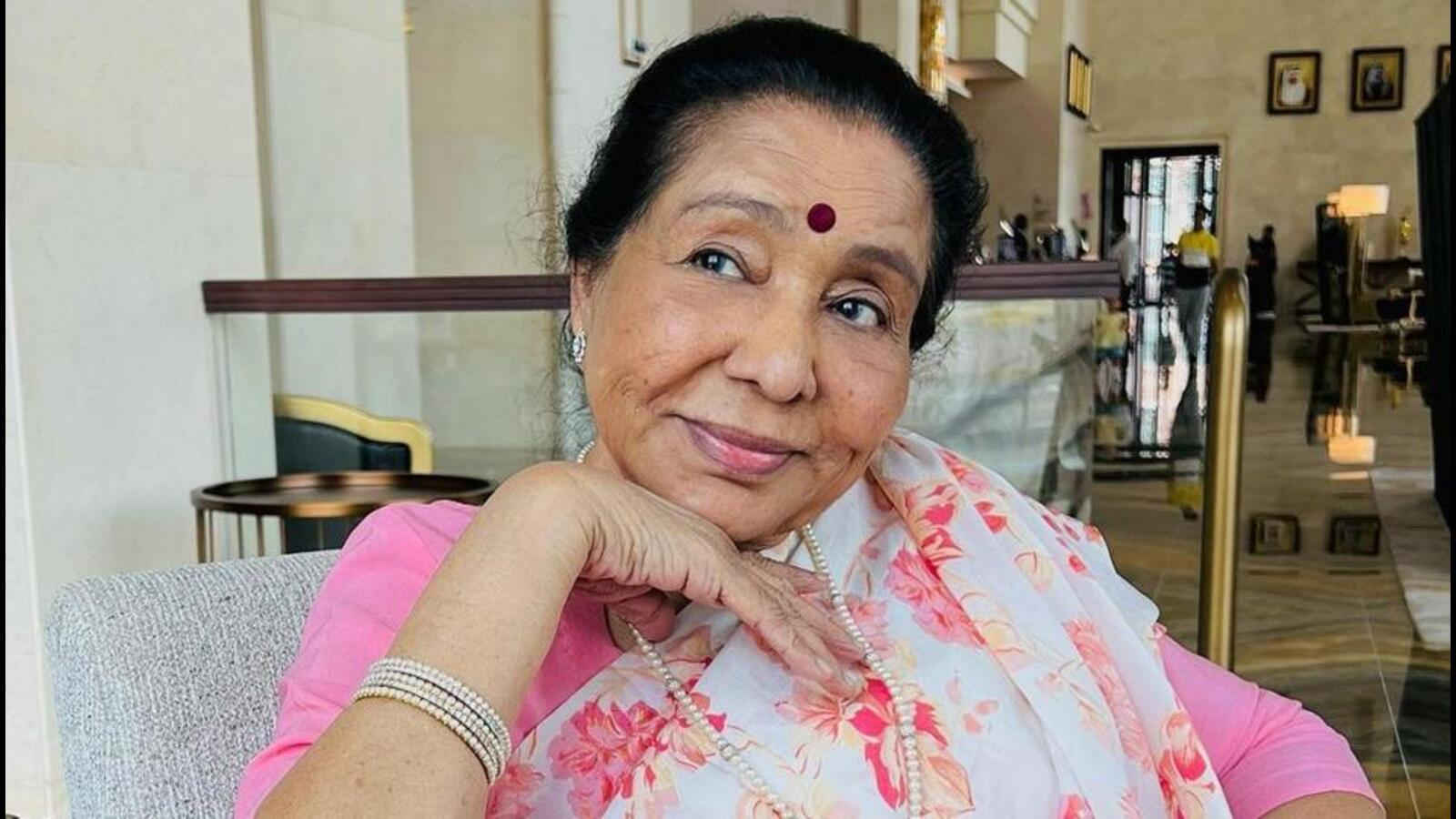 “End of an Era”: Celebrities mourn legendary playback singer Asha Bhosle’s passing at 92