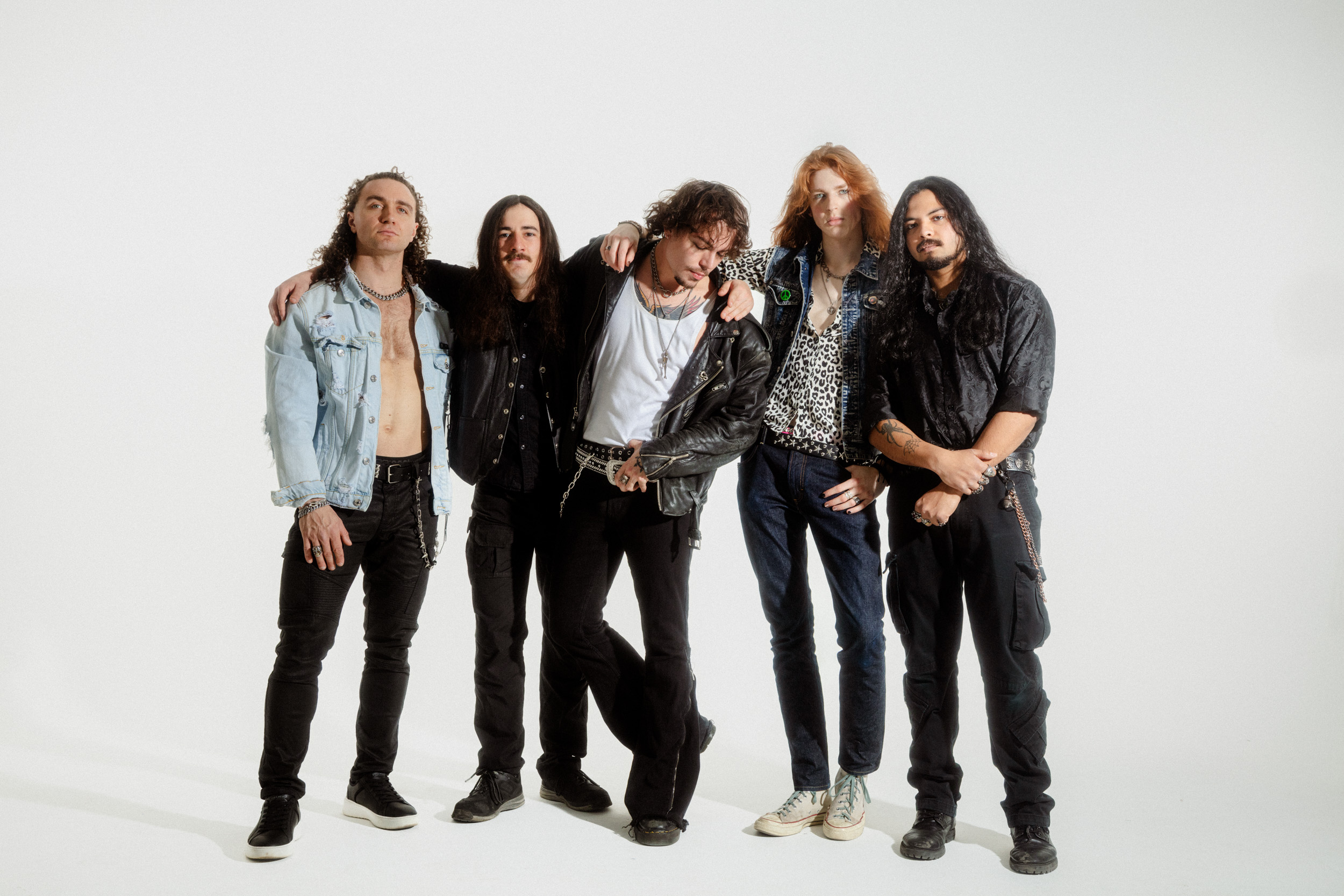 Hunter Road channels chaos and collapse on new single ‘The Runaway Song’