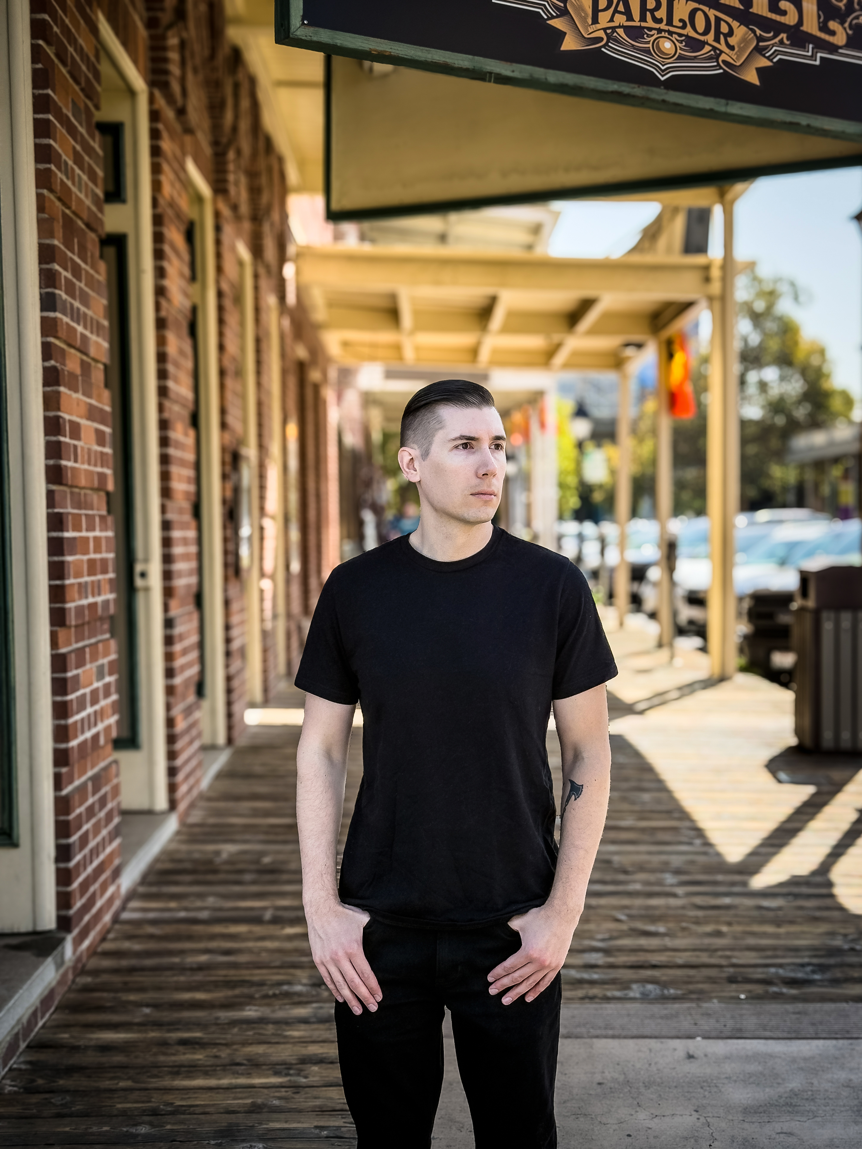 Billy Stuart reflects on change and loss on 'Sink With Me'
