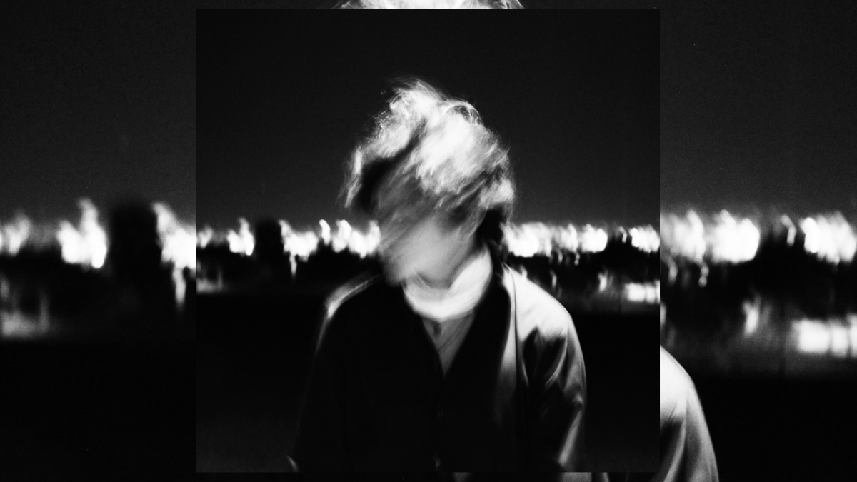 De Moré examines the cost of emotional avoidance on 'Madeline'